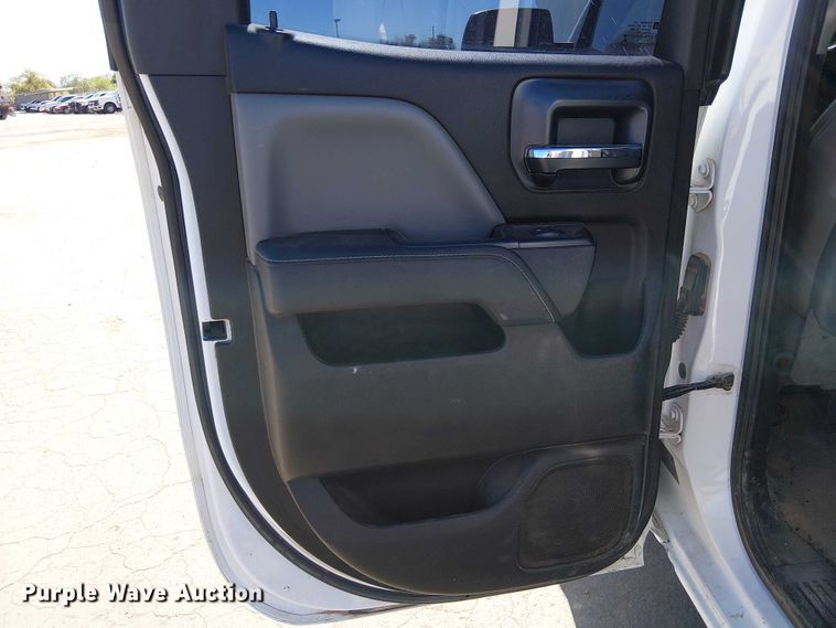 image for item EE5242 2015 Chevrolet Silverado 1500 Ext. Cab pickup truck