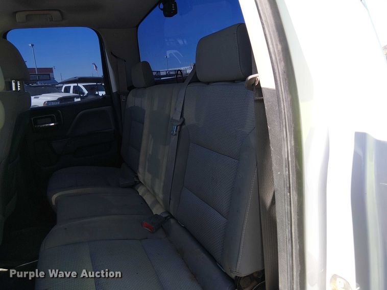 image for item EE5242 2015 Chevrolet Silverado 1500 Ext. Cab pickup truck