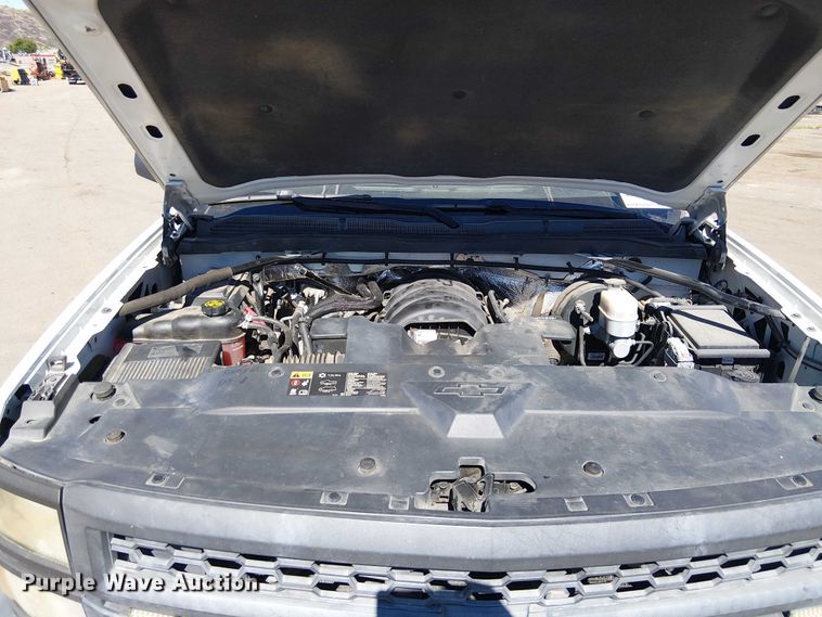 image for item EE5242 2015 Chevrolet Silverado 1500 Ext. Cab pickup truck