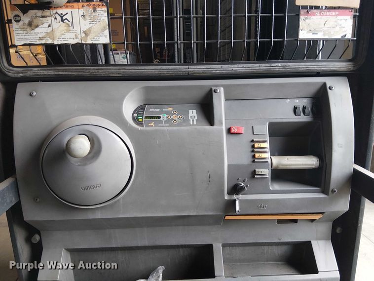 image for item EE5255 2016 Crown SP3520-30 order picker