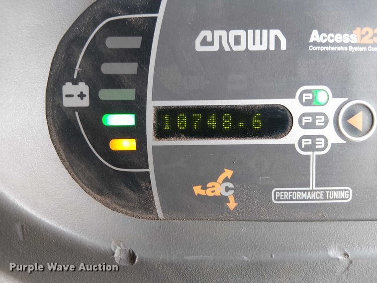 image for item EE5255 2016 Crown SP3520-30 order picker