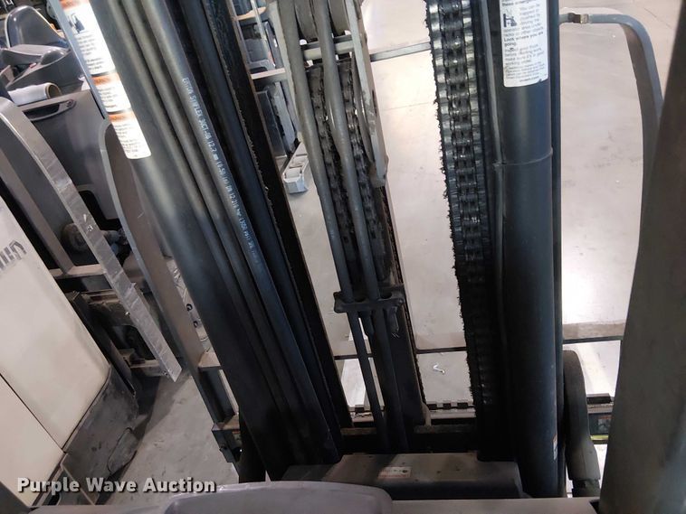 image for item EE5256 2017 Crown RC5545-40 forklift