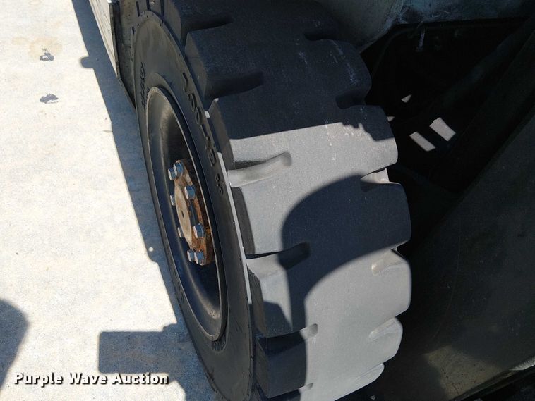 image for item EE5284 2017 UniCarriers PF50 forklift