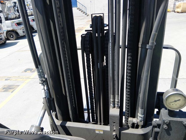 image for item EE5286 2017 UniCarriers PF50 forklift