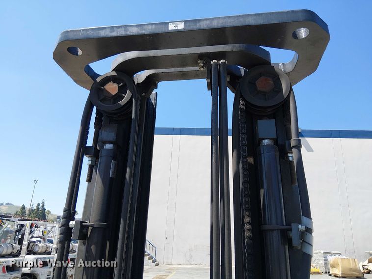 image for item EE5286 2017 UniCarriers PF50 forklift