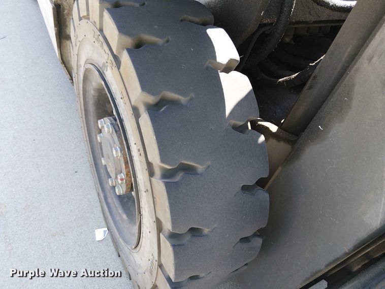 image for item EE5286 2017 UniCarriers PF50 forklift