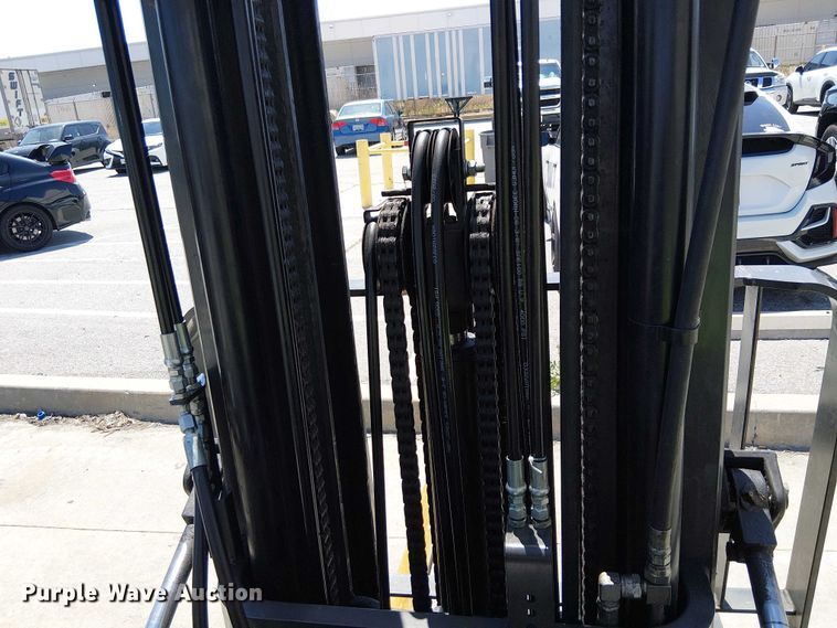 image for item EE5287 2017 UniCarriers PF50 forklift