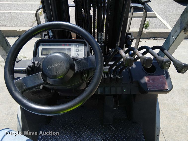 image for item EE5287 2017 UniCarriers PF50 forklift