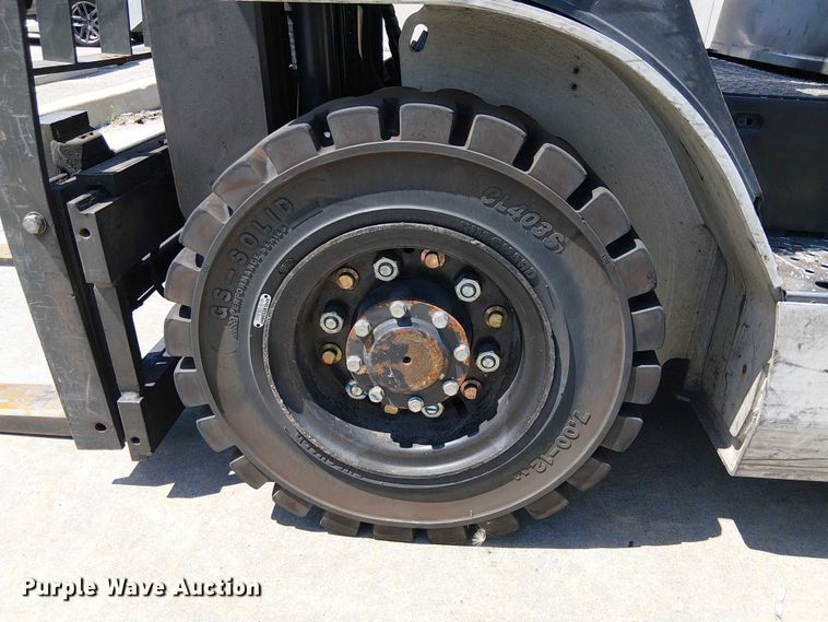 image for item EE5287 2017 UniCarriers PF50 forklift