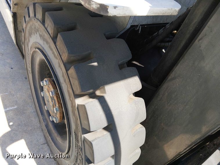 image for item EE5287 2017 UniCarriers PF50 forklift