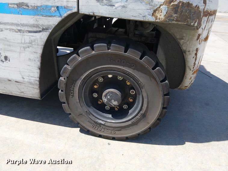 image for item EE5287 2017 UniCarriers PF50 forklift