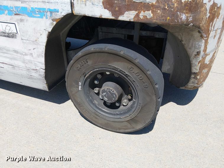 image for item EE5288 2017 UniCarriers PF50 forklift