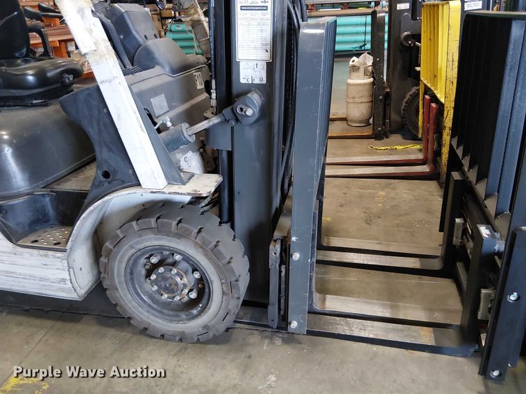 image for item EE5289 2017 UniCarriers PF50 forklift