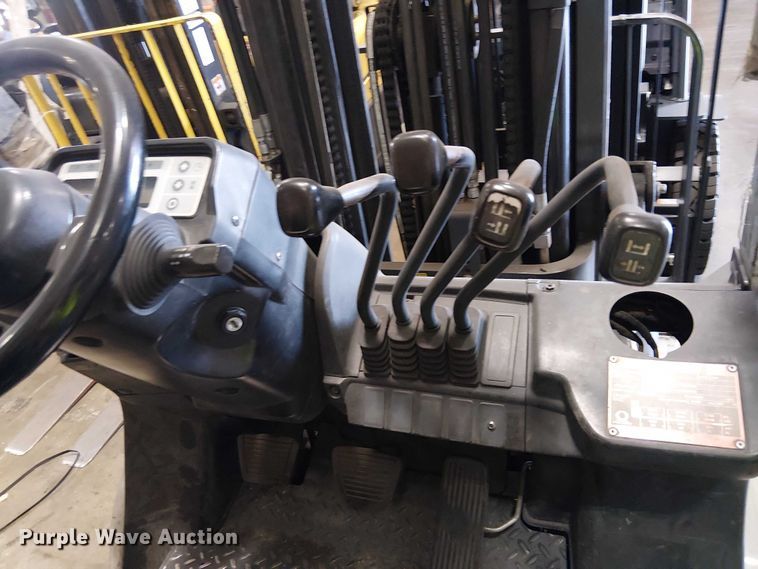 image for item EE5289 2017 UniCarriers PF50 forklift