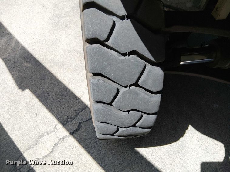 image for item EE5290 2017 UniCarriers PF50 forklift