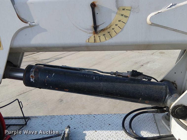 image for item EE5291 2017 Ford F550 utility / service truck