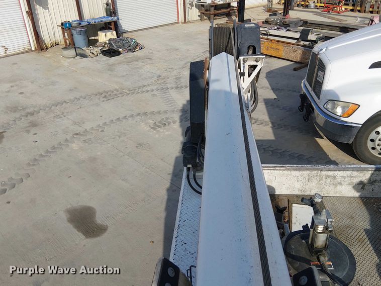 image for item EE5291 2017 Ford F550 utility / service truck