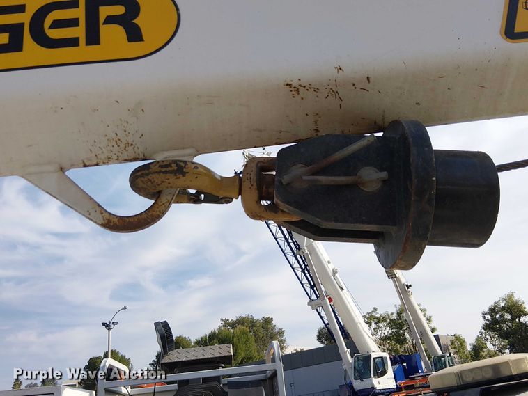 image for item EE5291 2017 Ford F550 utility / service truck