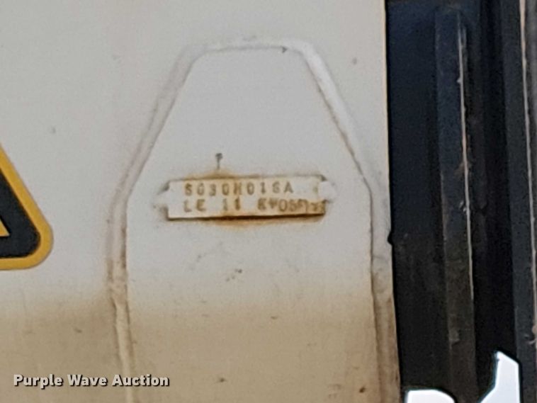 image for item EE5291 2017 Ford F550 utility / service truck