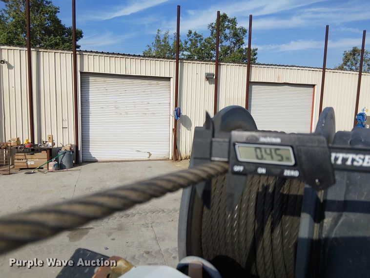 image for item EE5291 2017 Ford F550 utility / service truck