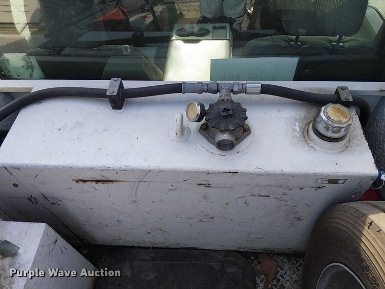 image for item EE5291 2017 Ford F550 utility / service truck