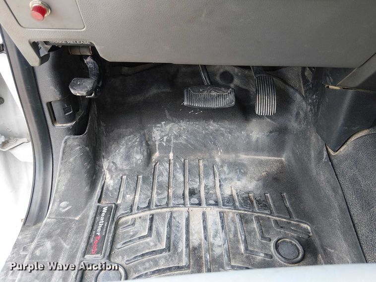 image for item EE5291 2017 Ford F550 utility / service truck