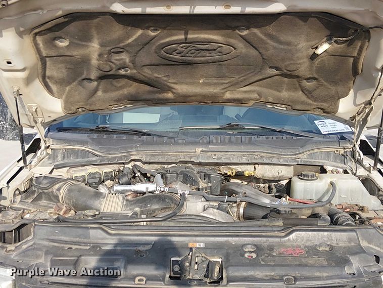 image for item EE5291 2017 Ford F550 utility / service truck