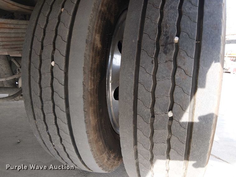 image for item EE5291 2017 Ford F550 utility / service truck