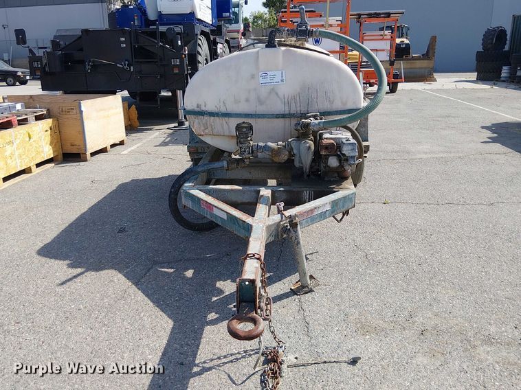 image for item EE5294 Tank trailer