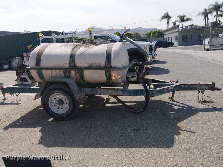 image for item EE5294 Tank trailer