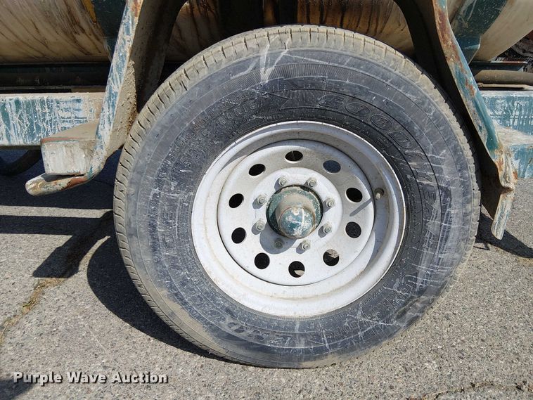 image for item EE5294 Tank trailer