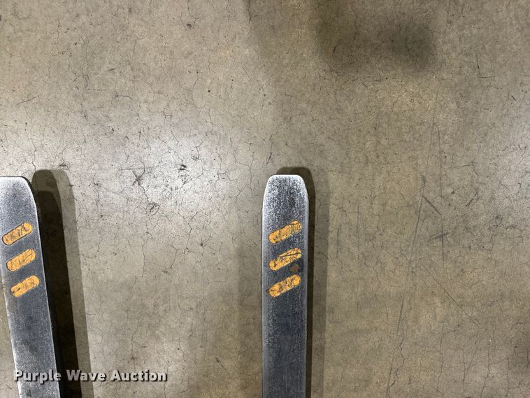 image for item EF1050 2019 Crown SP3520-30 order picker
