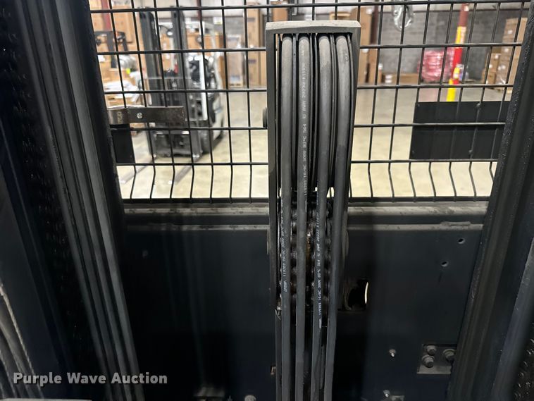 image for item EF1050 2019 Crown SP3520-30 order picker
