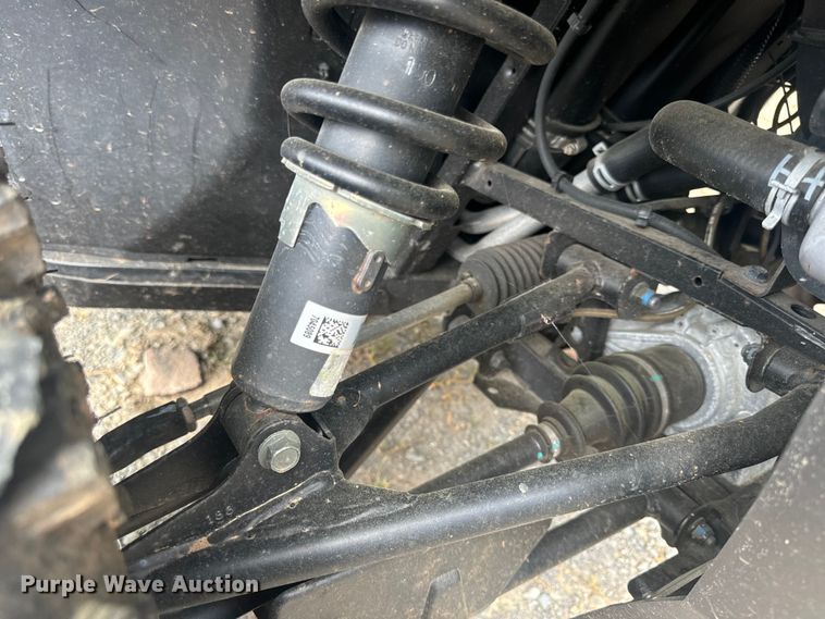 image for item EF1051 2024 Bobcat UV34XL utility vehicle