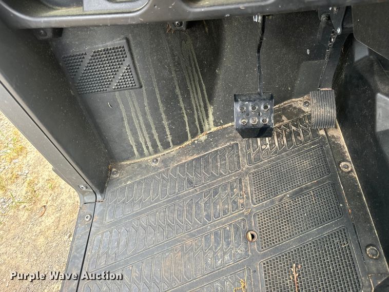 image for item EF1051 2024 Bobcat UV34XL utility vehicle