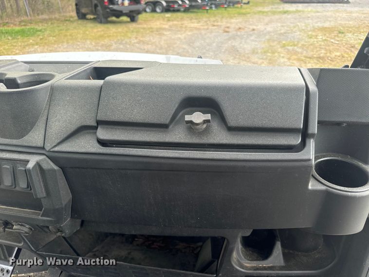 image for item EF1051 2024 Bobcat UV34XL utility vehicle