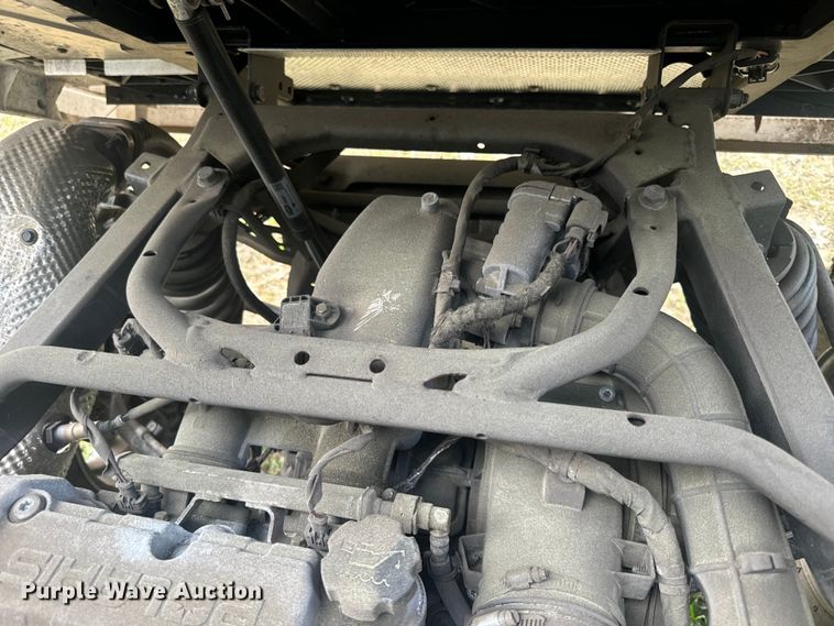 image for item EF1051 2024 Bobcat UV34XL utility vehicle