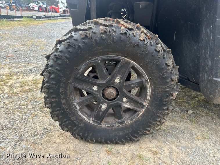 image for item EF1051 2024 Bobcat UV34XL utility vehicle