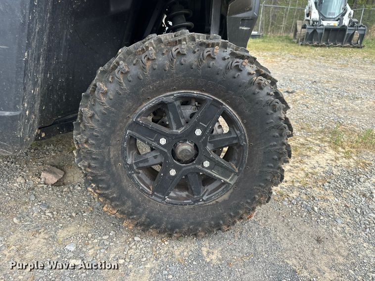 image for item EF1051 2024 Bobcat UV34XL utility vehicle