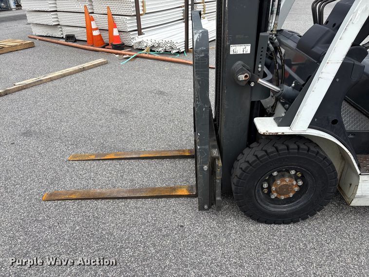 image for item EF1072 2017 UniCarriers PF50 forklift