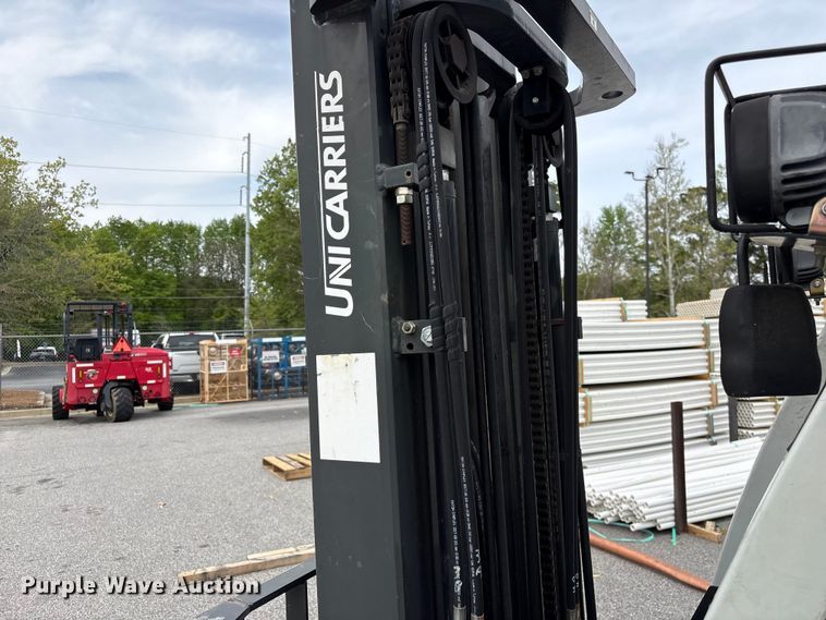 image for item EF1072 2017 UniCarriers PF50 forklift