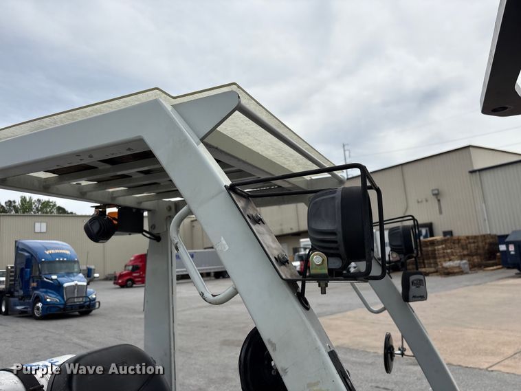image for item EF1072 2017 UniCarriers PF50 forklift