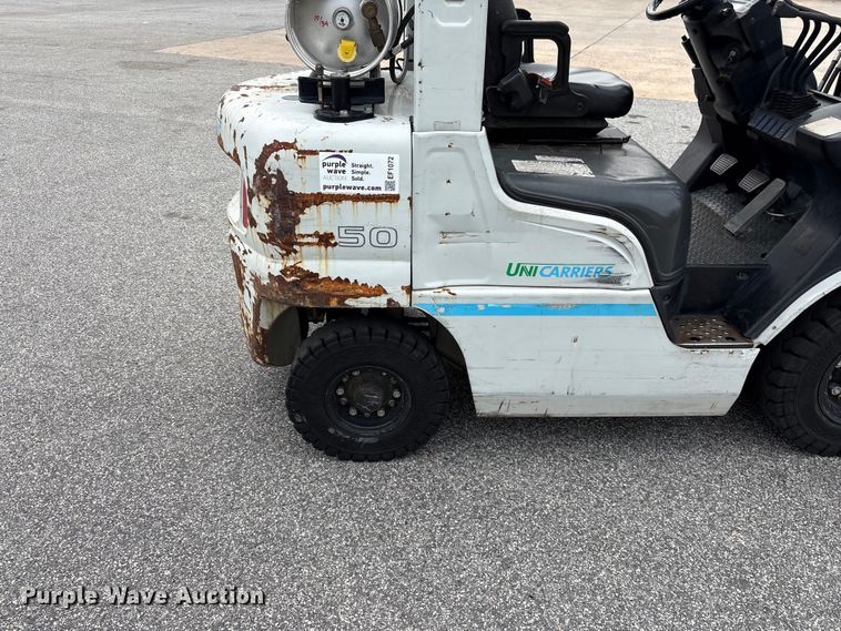image for item EF1072 2017 UniCarriers PF50 forklift