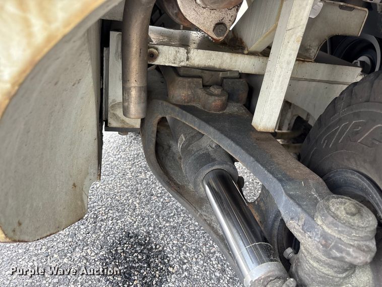 image for item EF1072 2017 UniCarriers PF50 forklift