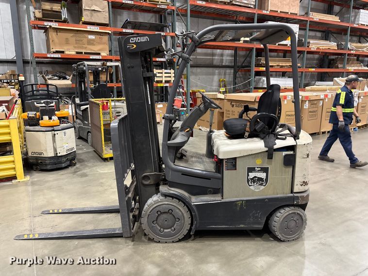 image for item EF1073 2018 Crown FC5214-40 forklift
