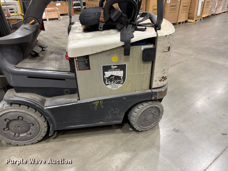 image for item EF1073 2018 Crown FC5214-40 forklift