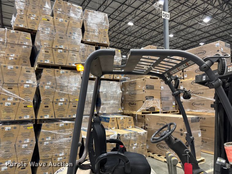 image for item EF1073 2018 Crown FC5214-40 forklift