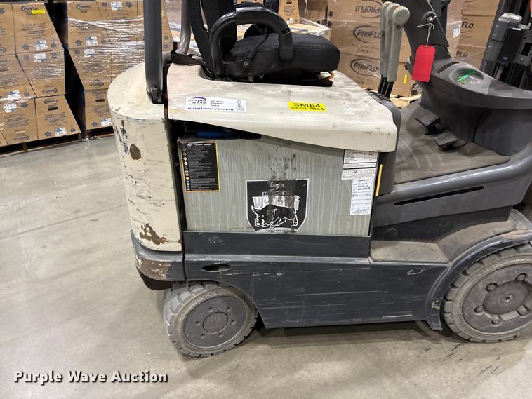 image for item EF1073 2018 Crown FC5214-40 forklift