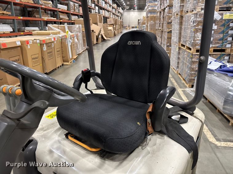 image for item EF1073 2018 Crown FC5214-40 forklift