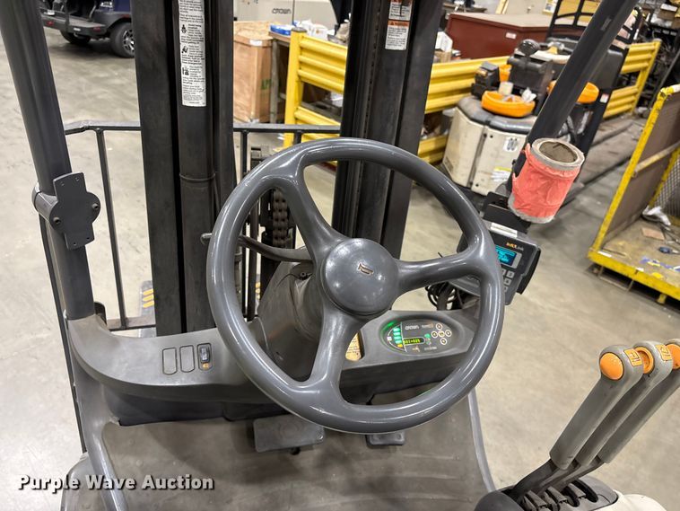 image for item EF1073 2018 Crown FC5214-40 forklift